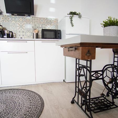 Lenastay I Nostalgieapartment I Innenstadt Kaiserslautern Luaran gambar
