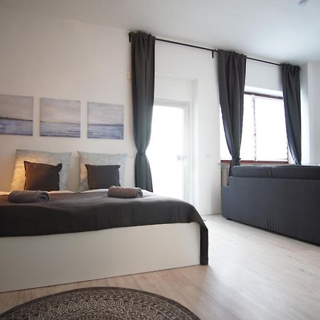Lenastay I Nostalgieapartment I Innenstadt Kaiserslautern Luaran gambar