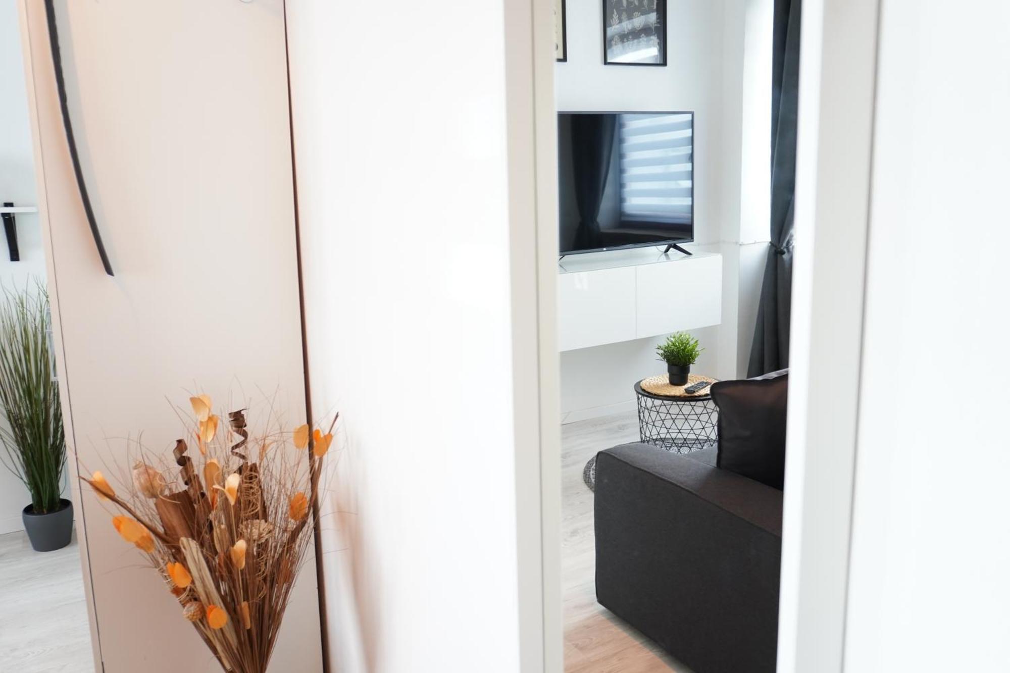 Lenastay I Nostalgieapartment I Innenstadt Kaiserslautern Luaran gambar